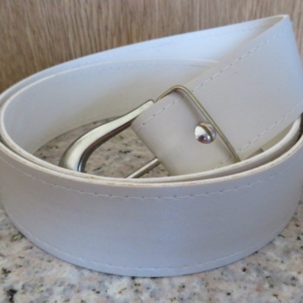 Vintage CREAM Belt PVC 96 cm 38" (K363)